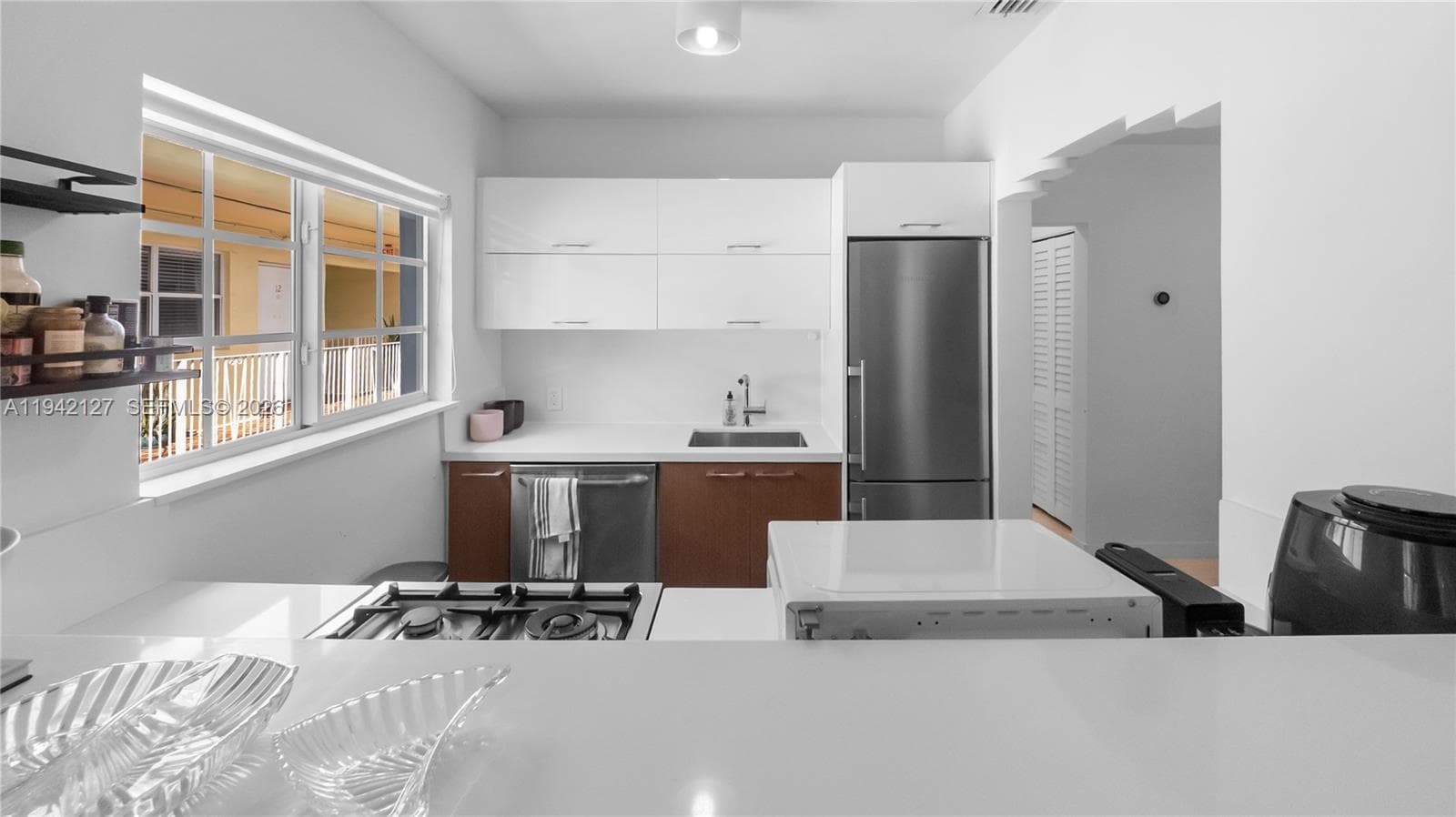 645 Michigan Ave # A, Miami Beach FL 33139 — 12