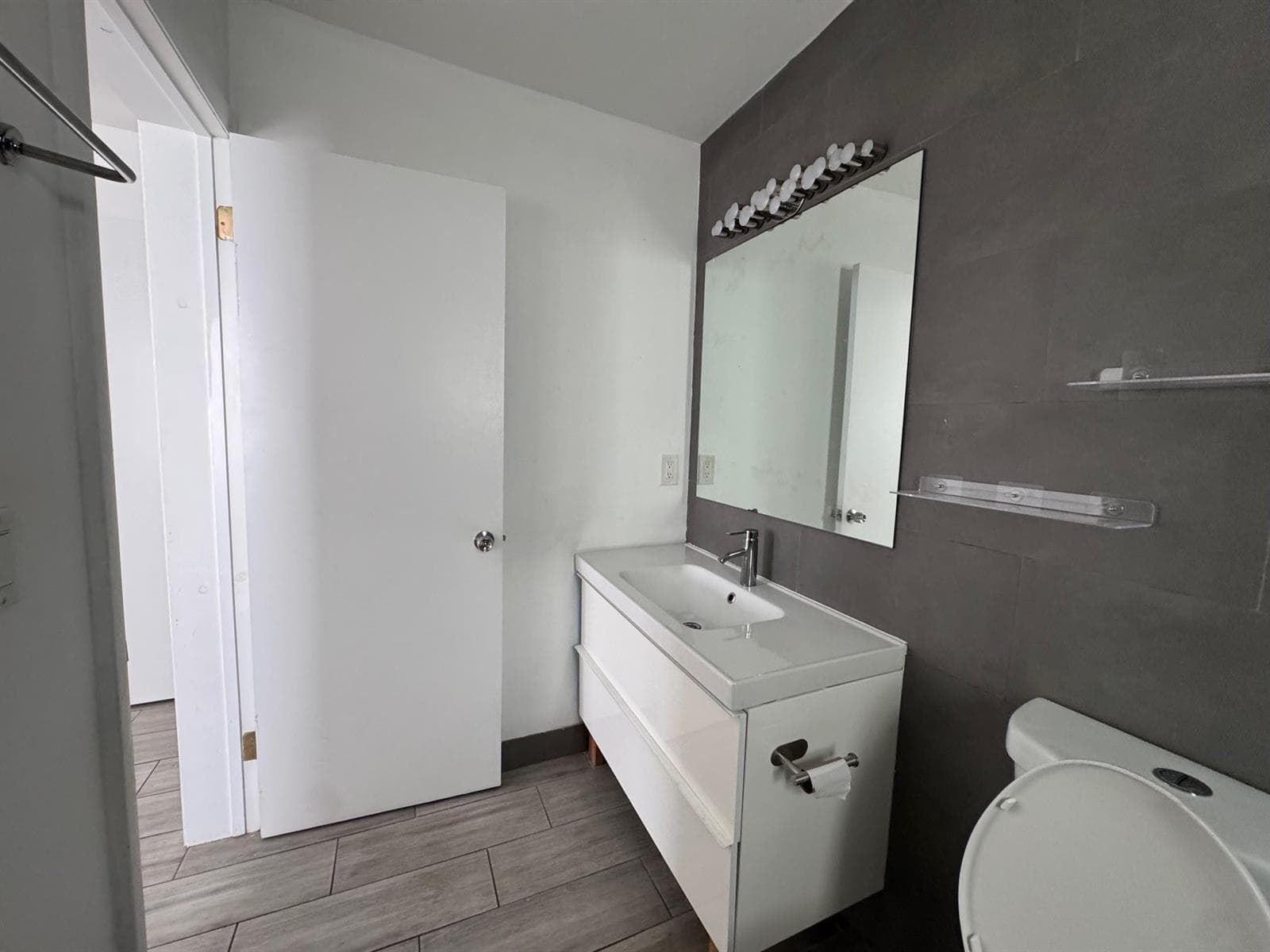 7910 Abbott Avenue # 6, Miami Beach FL 33141 — 3