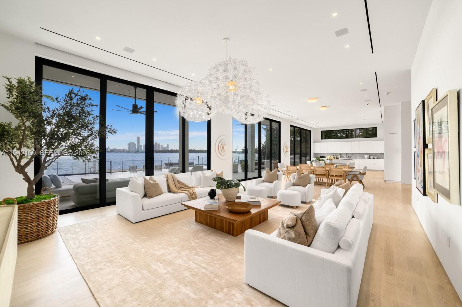 33 E Dilido Dr, Miami Beach FL 33139 — 6