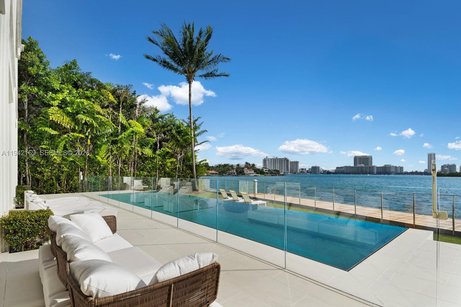 33 E Dilido Dr, Miami Beach FL 33139 — 16