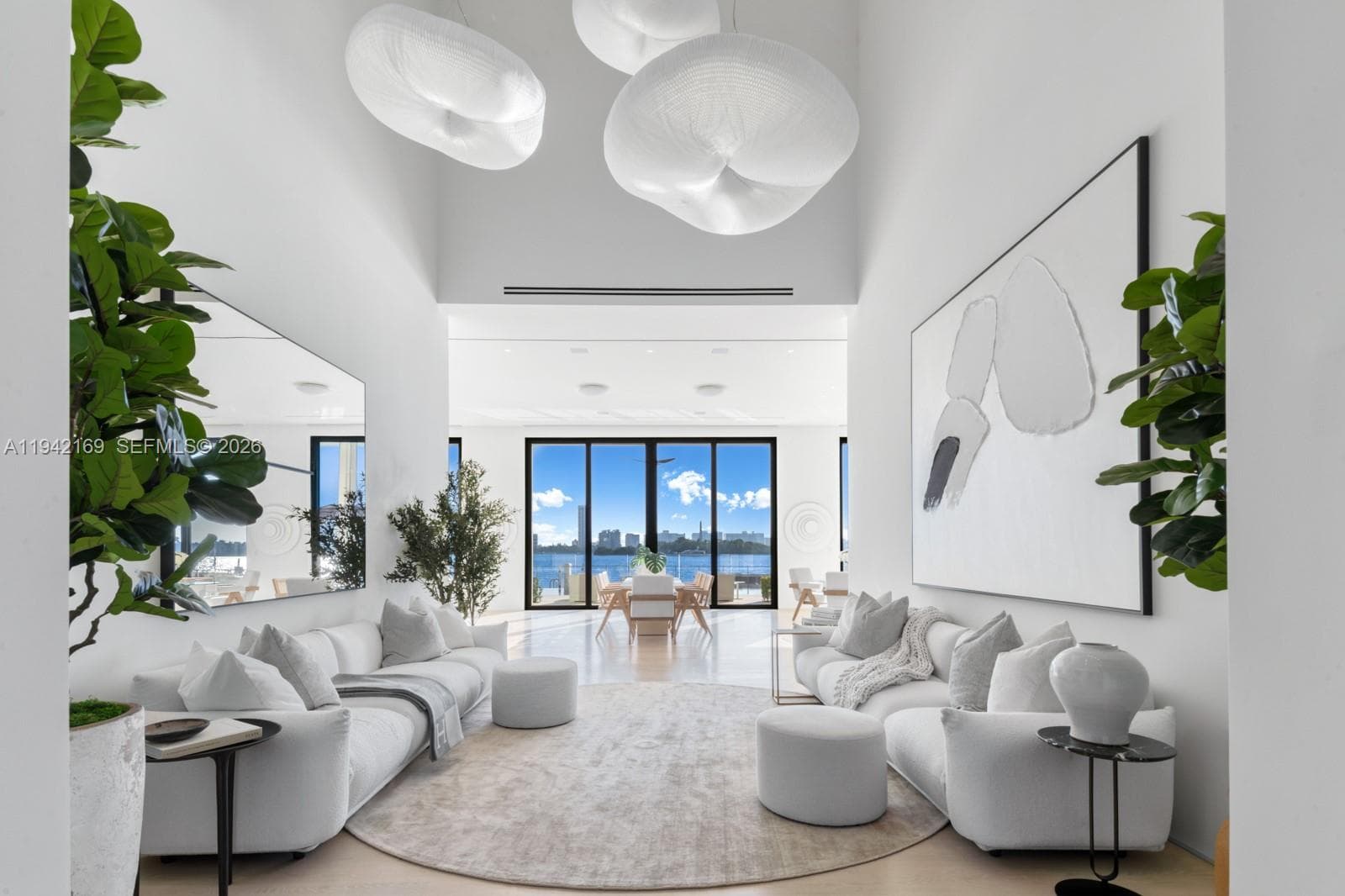 33 E Dilido Dr, Miami Beach FL 33139 — 3