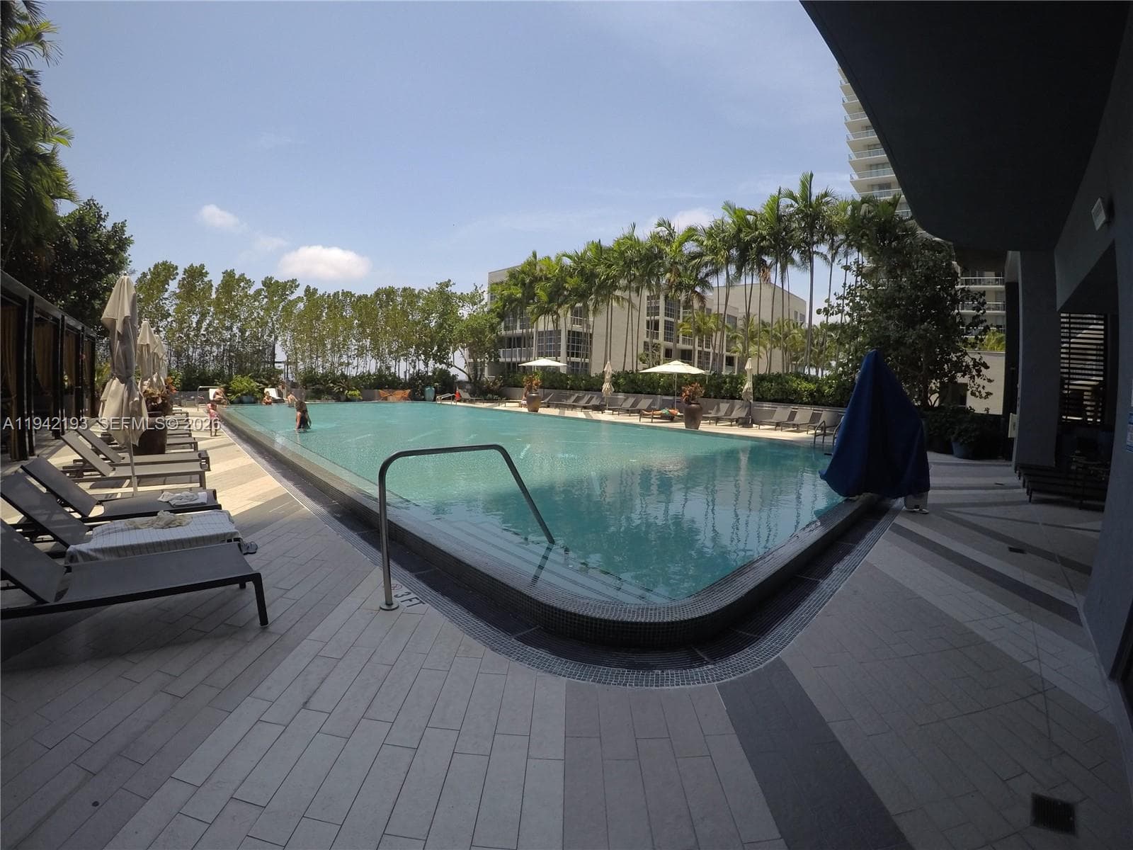 121 NE 34th St # 1008, Miami FL 33137 — 32