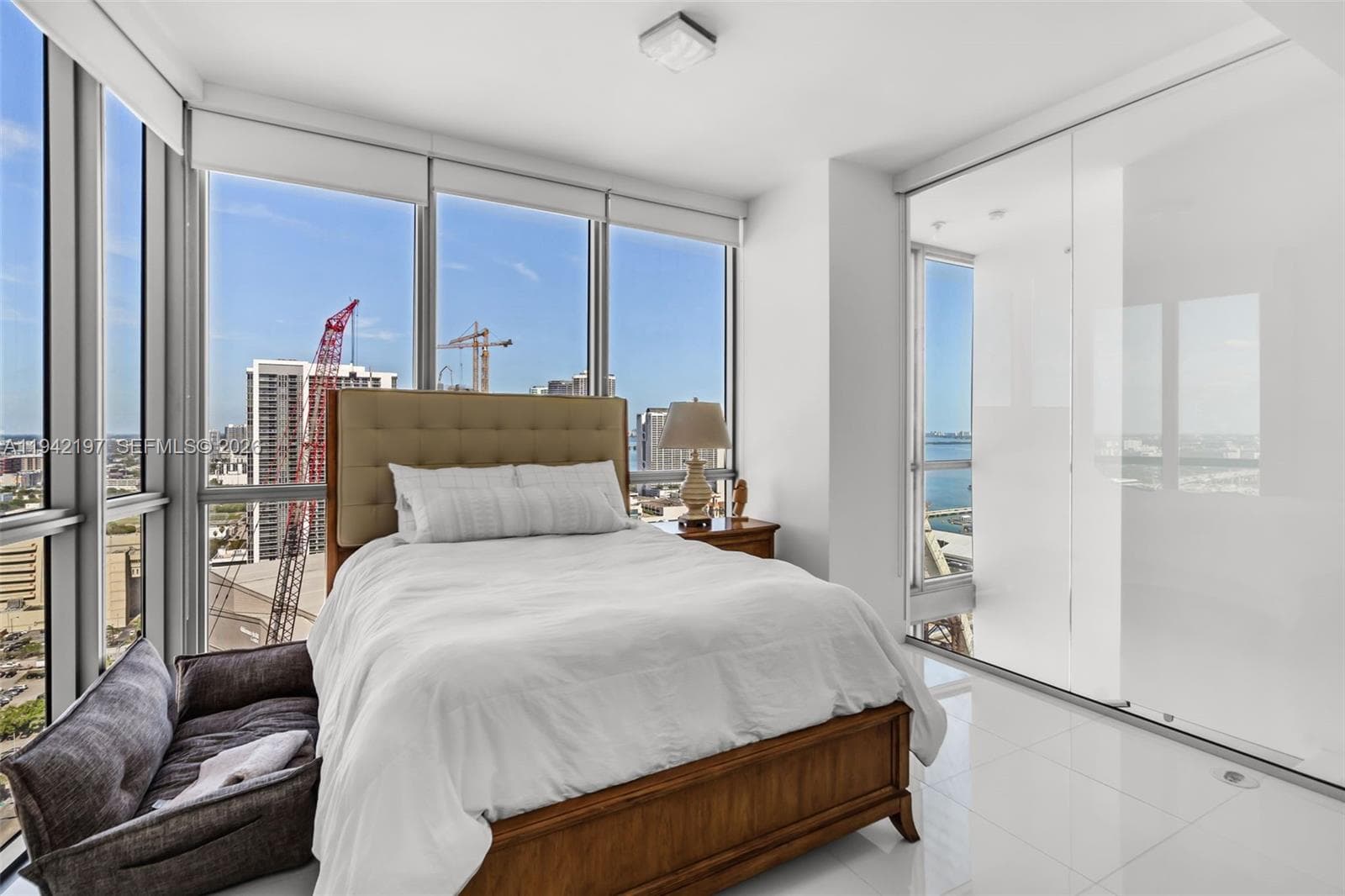 1100 Biscayne Blvd # 2907, Miami FL 33132 — 26