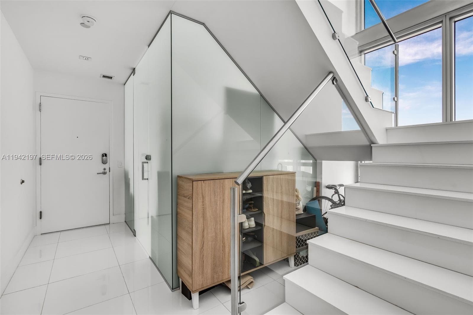 1100 Biscayne Blvd # 2907, Miami FL 33132 — 15