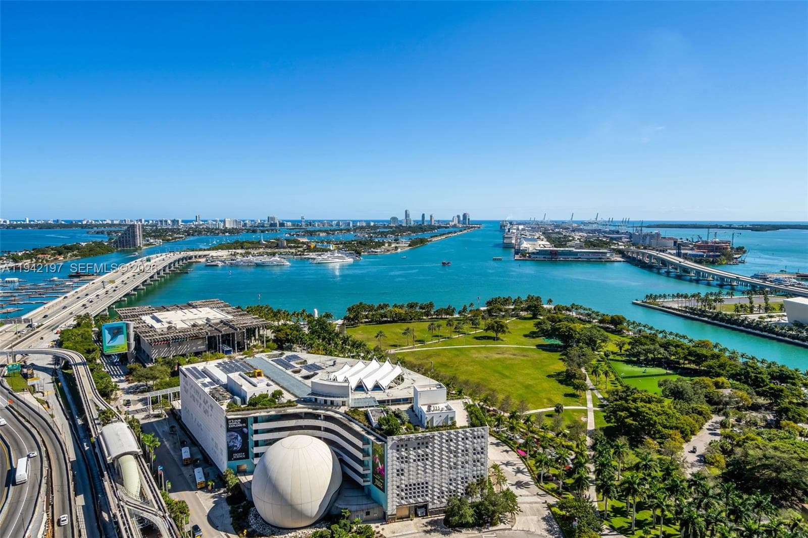 1100 Biscayne Blvd # 2907, Miami FL 33132 — 35