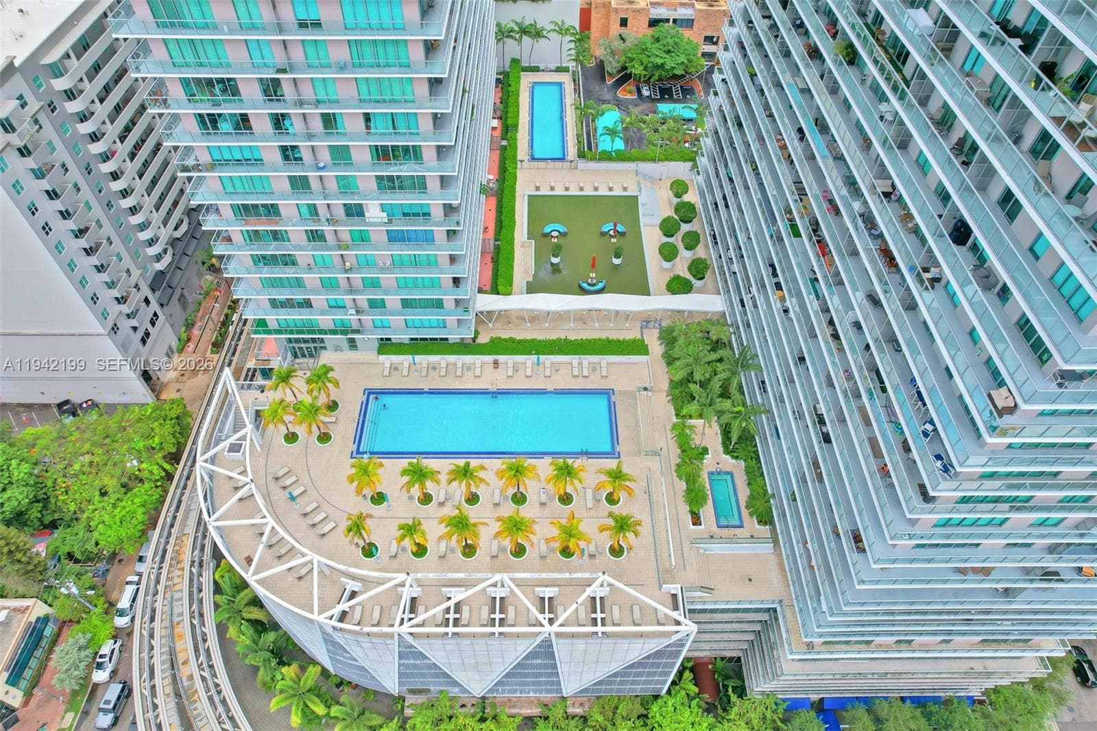 1111 SW 1st Ave, Miami FL 33130 — 23