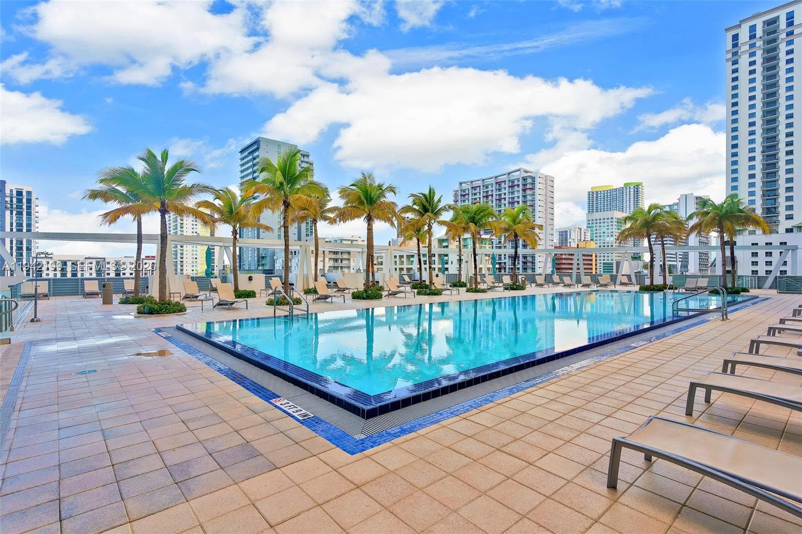 1111 SW 1st Ave, Miami FL 33130 — 26