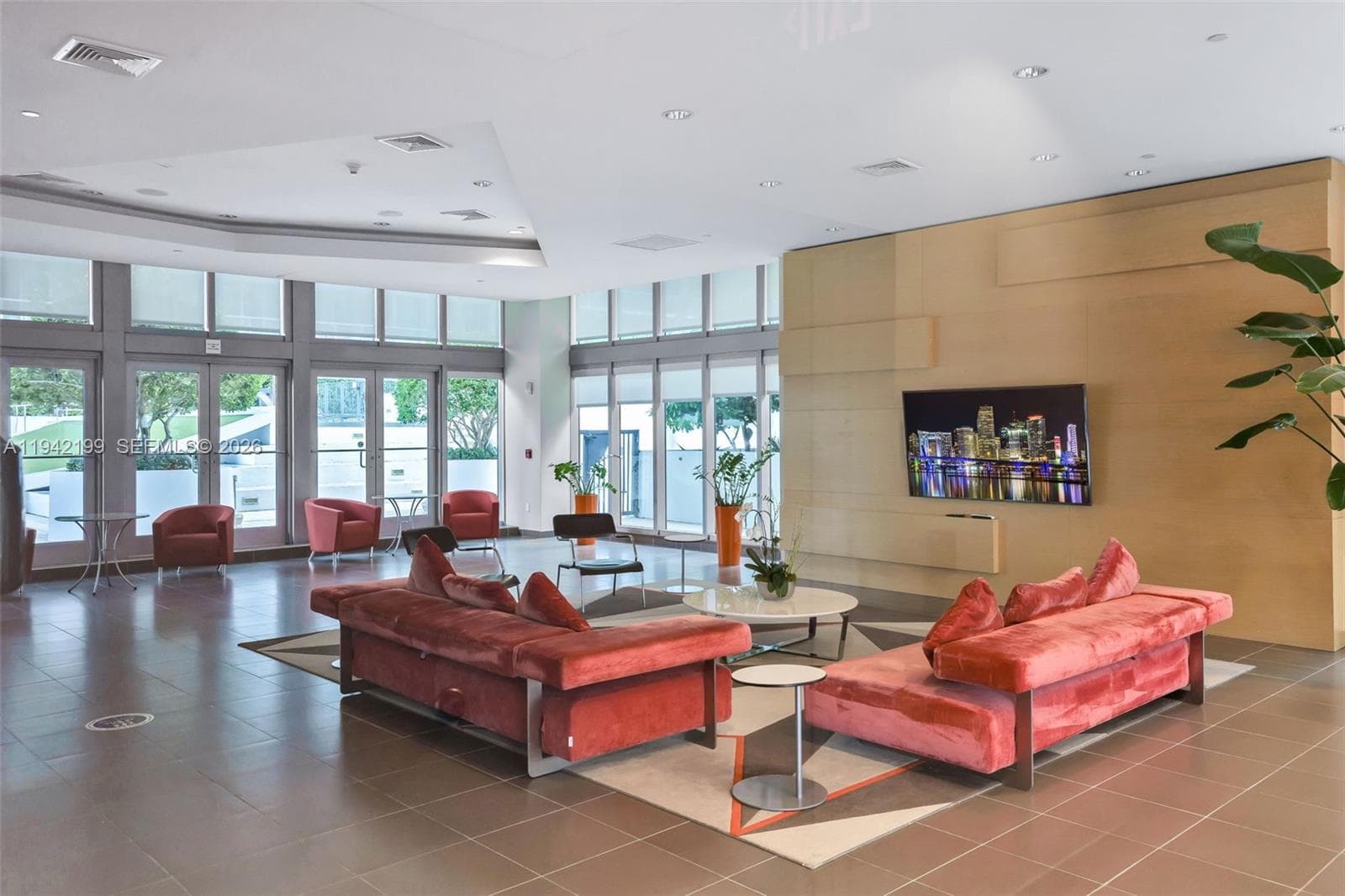 1111 SW 1st Ave, Miami FL 33130 — 32