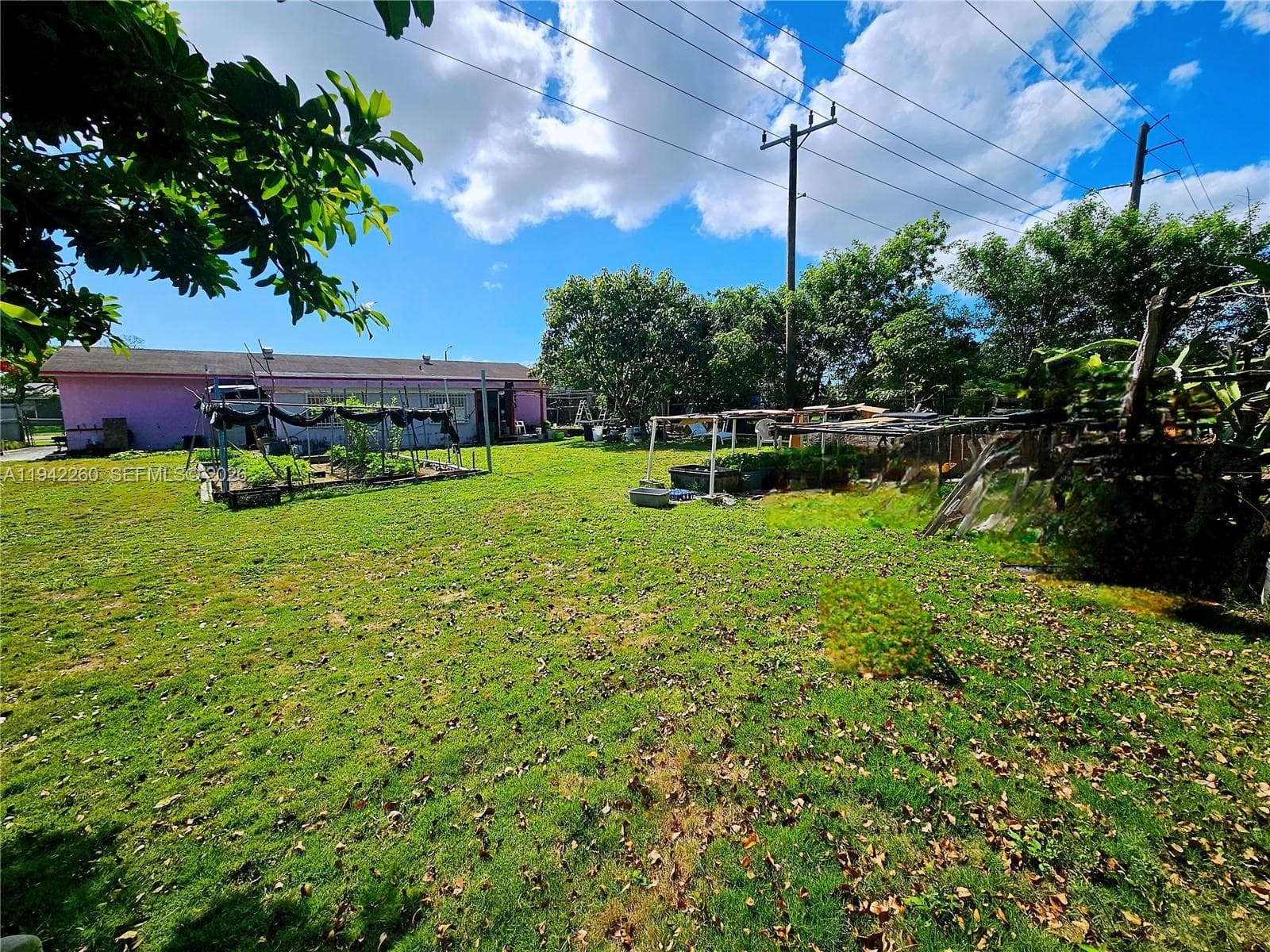 15600 SW 106th Ave, Miami FL 33157 — 5
