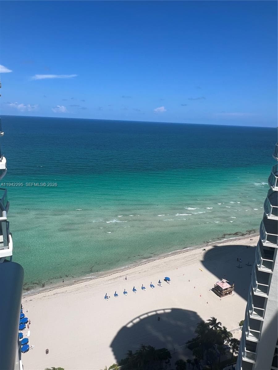 18683 Collins Ave # 2510, Sunny Isles Beach FL 33160 — 2