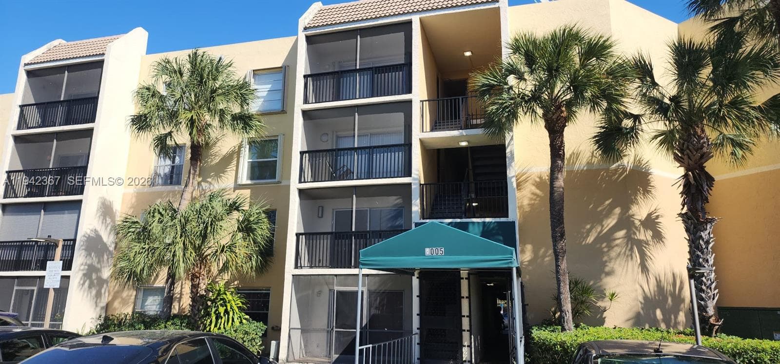 8005 Lake Dr # 201, Doral FL 33166 — 3