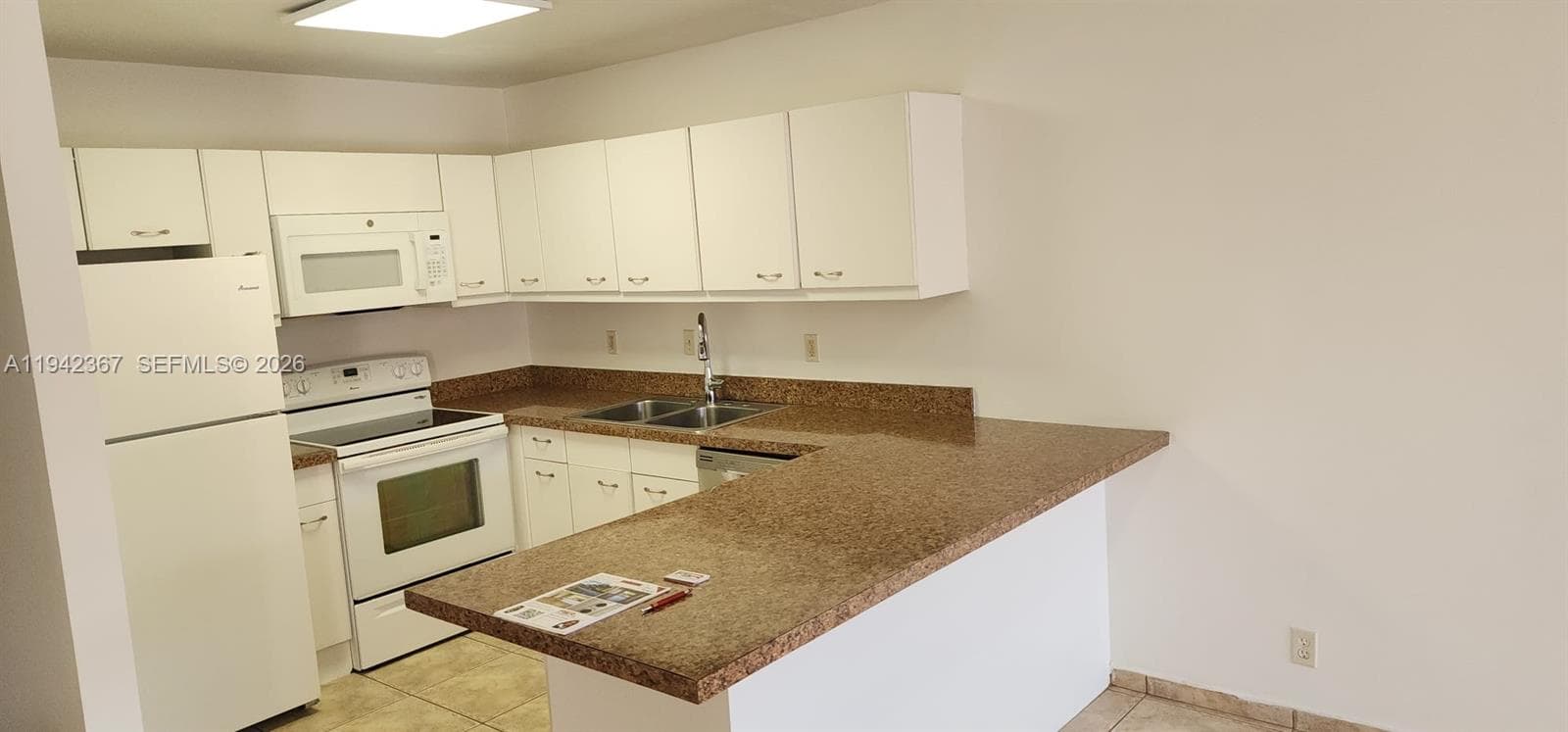 8005 Lake Dr # 201, Doral FL 33166 — 10