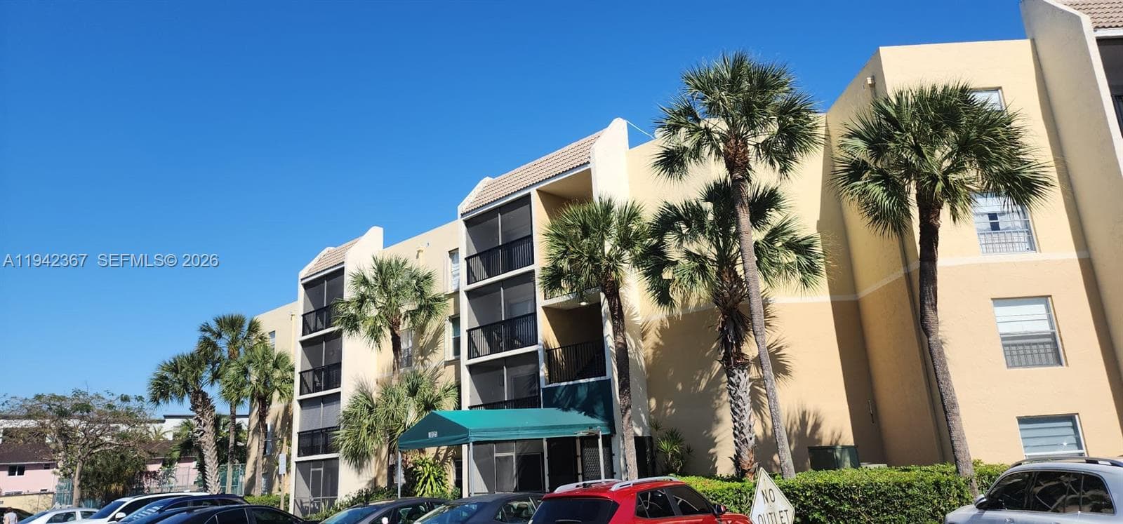 8005 Lake Dr # 201, Doral FL 33166 — 4