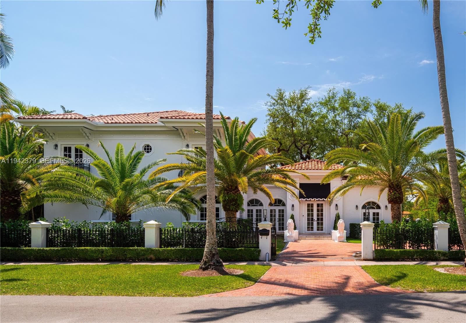 1224 Almeria Ave, Coral Gables FL 33134 — 1
