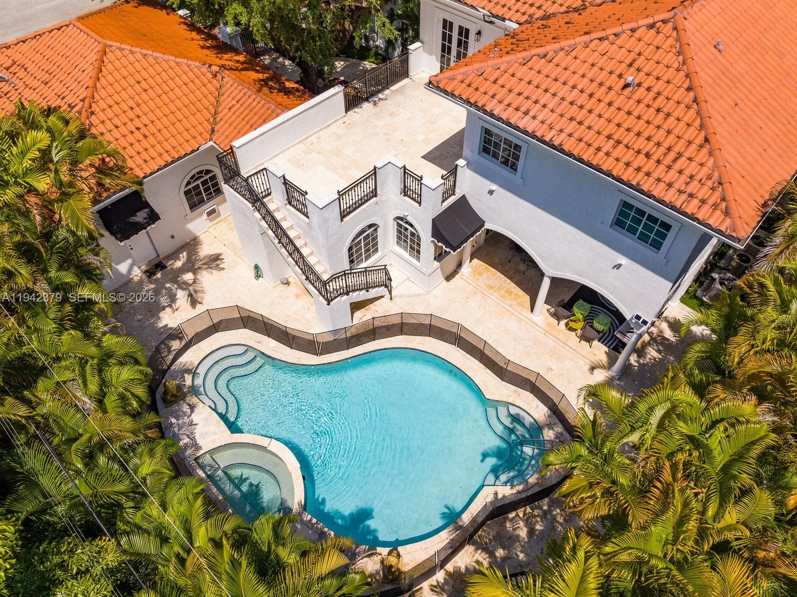 1224 Almeria Ave, Coral Gables FL 33134 — 4