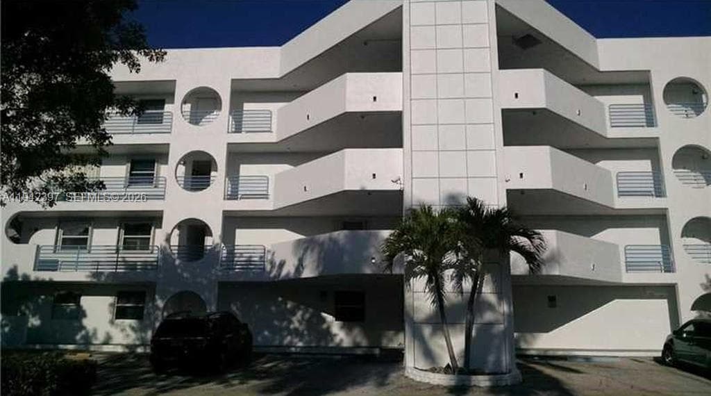 16531 NE 35th Ave # 201, North Miami Beach FL 33160 — 18