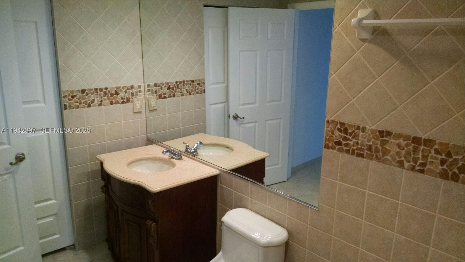 16531 NE 35th Ave # 201, North Miami Beach FL 33160 — 15
