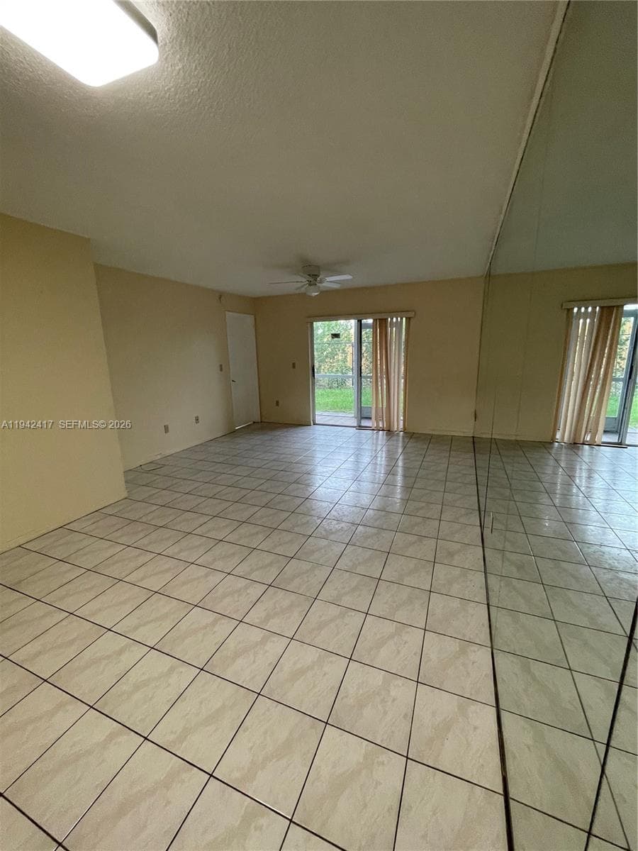 426 NE 210th Cir Ter # 2, Miami FL 33179 — 13
