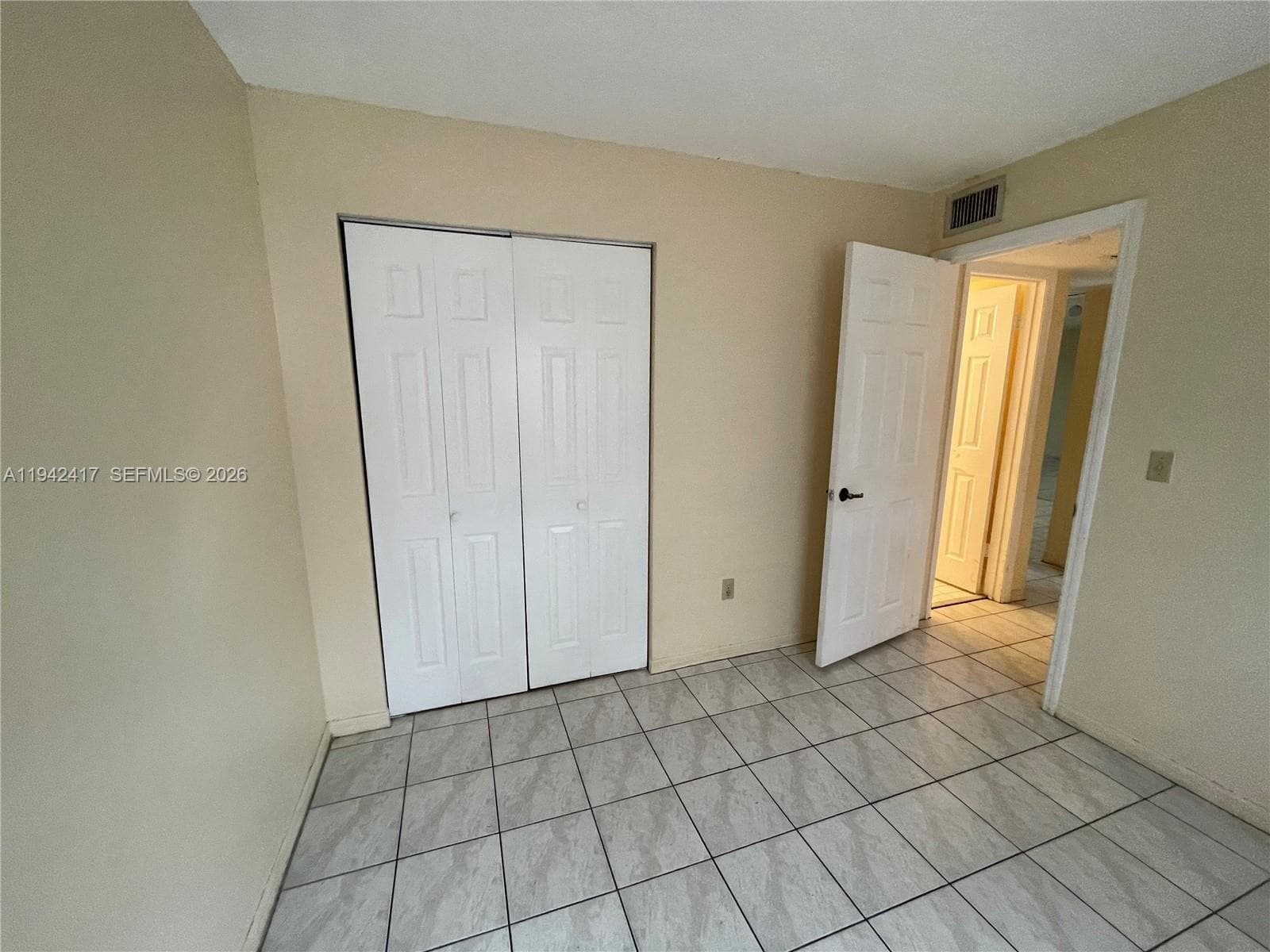 426 NE 210th Cir Ter # 2, Miami FL 33179 — 28