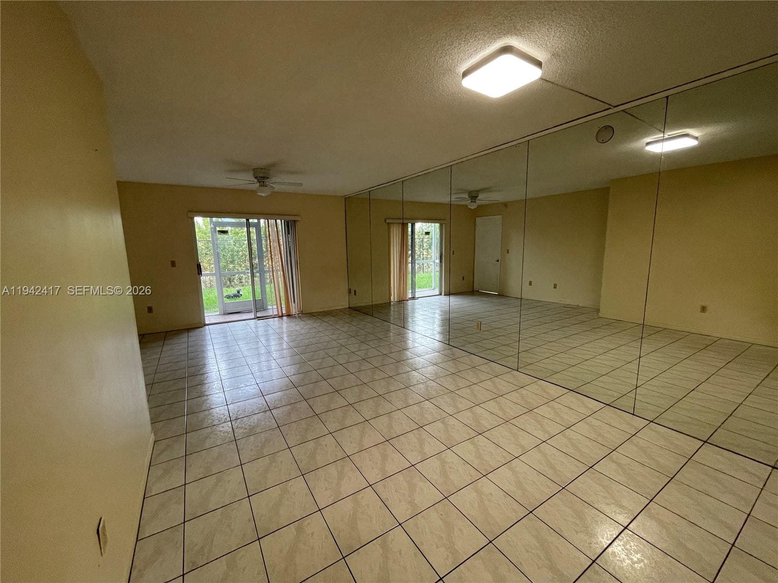 426 NE 210th Cir Ter # 2, Miami FL 33179 — 10
