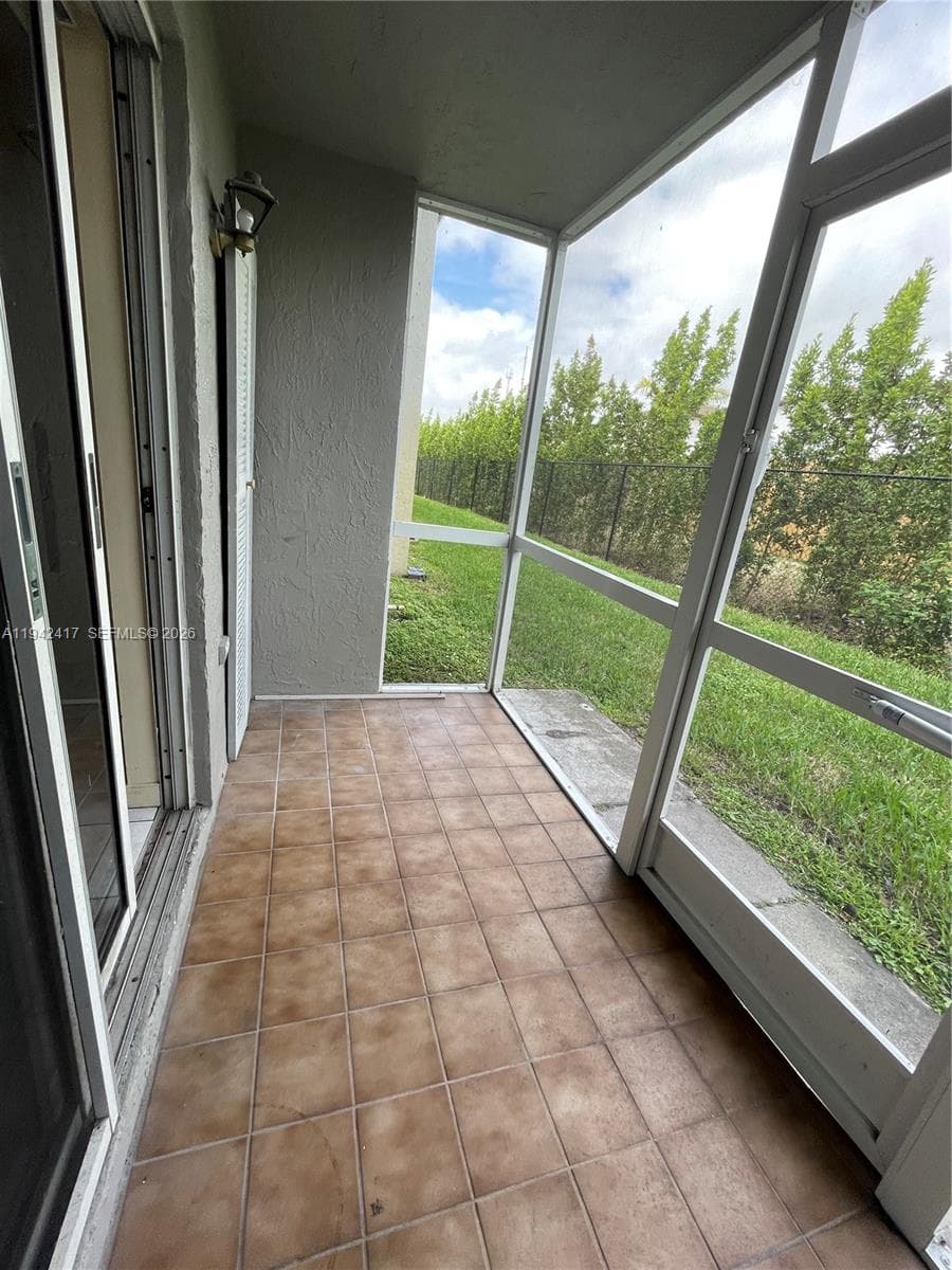 426 NE 210th Cir Ter # 2, Miami FL 33179 — 18