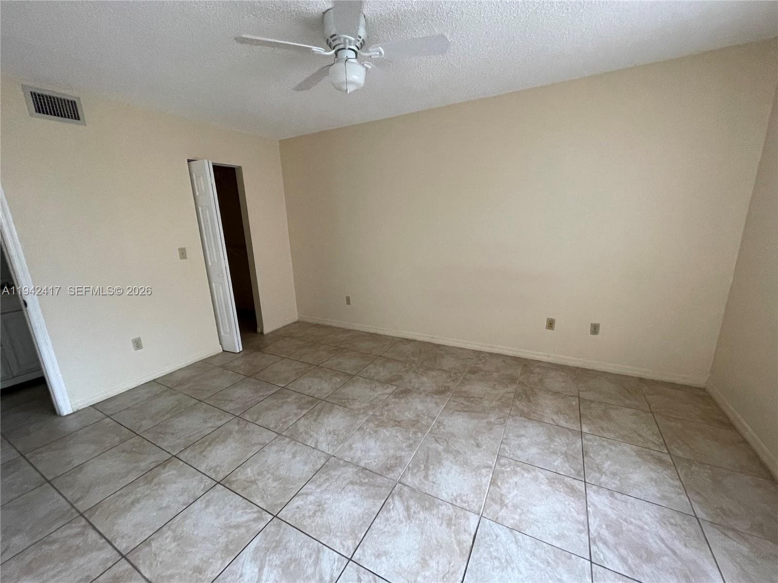 426 NE 210th Cir Ter # 2, Miami FL 33179 — 19