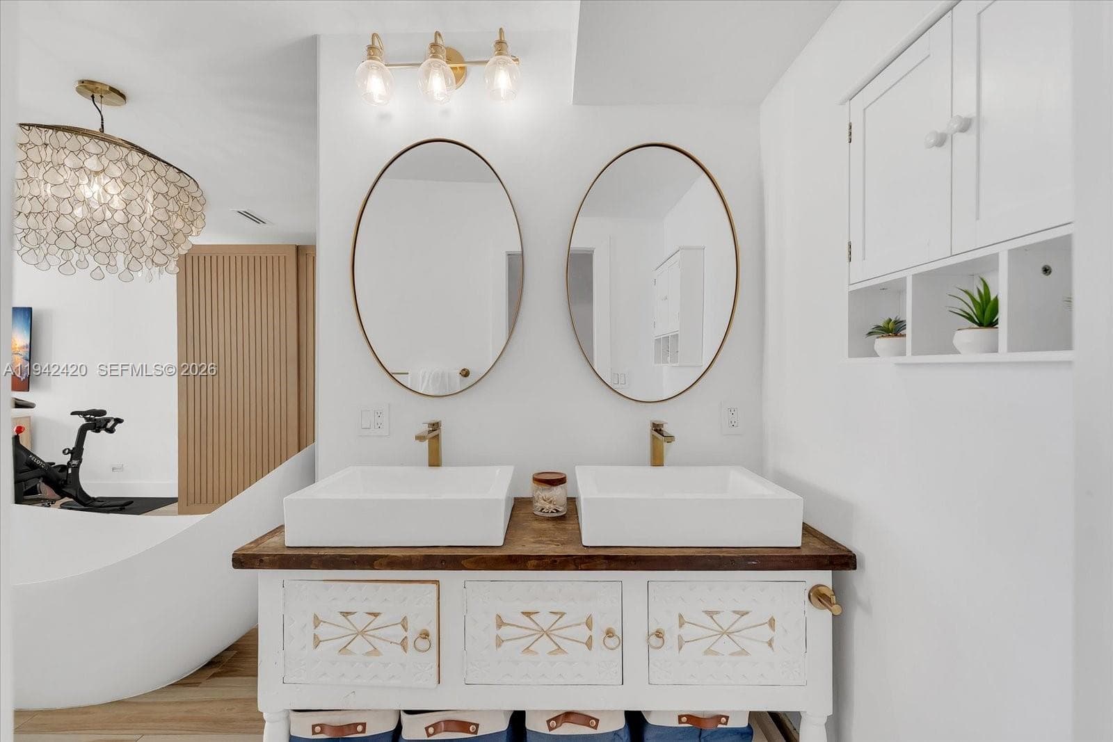 2451 Brickell Ave # 17D, Miami FL 33129 — 25