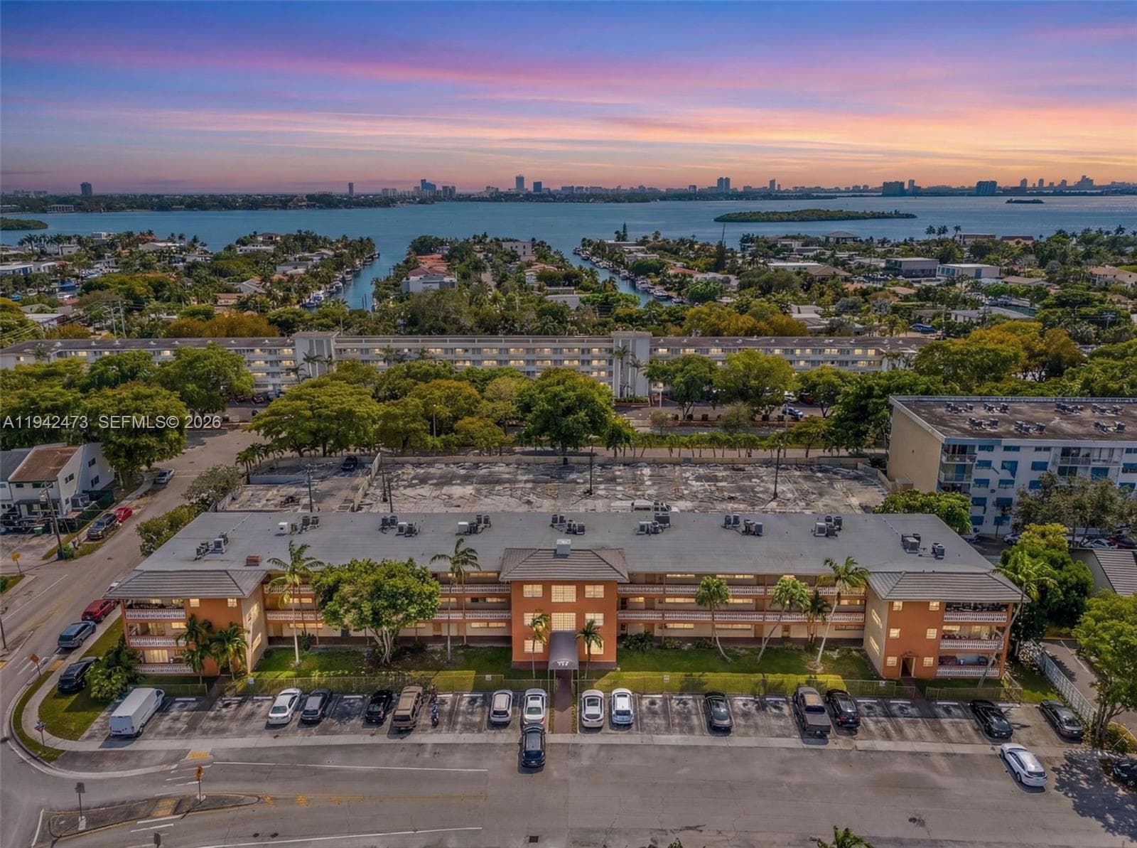 11840 NE 19th Dr # 9, North Miami FL 33181 — 34