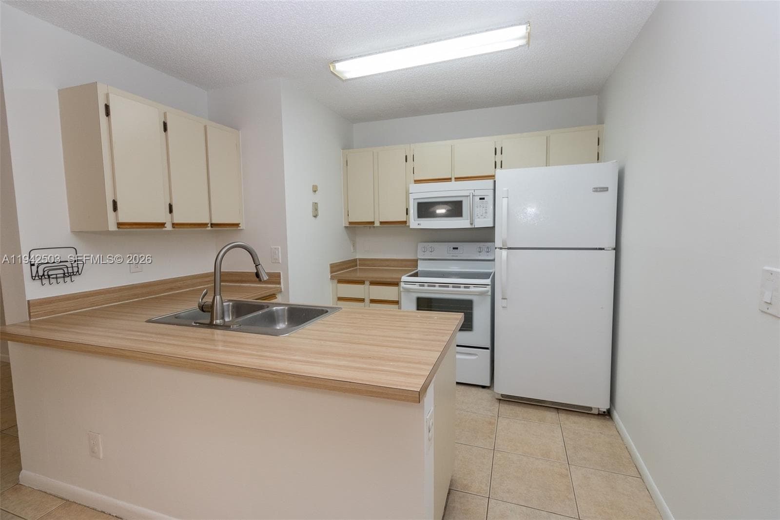 18328 NW 68th Ave # P, Hialeah FL 33015 — 2