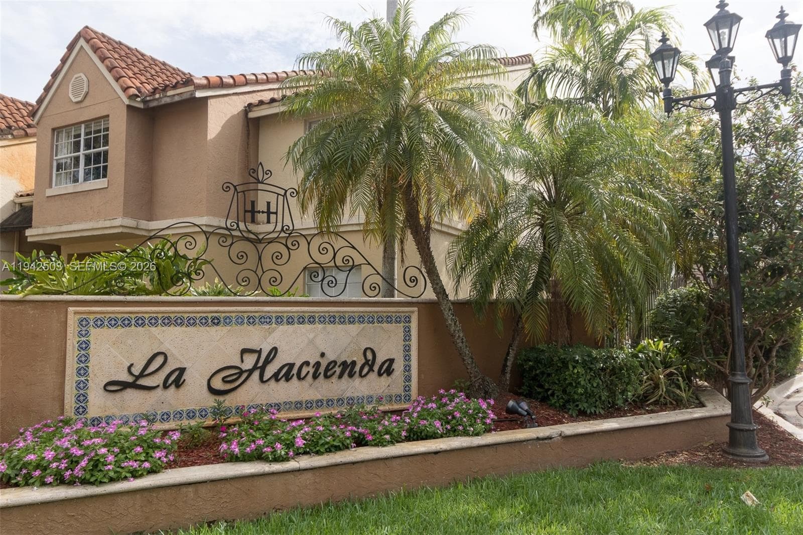 18328 NW 68th Ave # P, Hialeah FL 33015 — 18