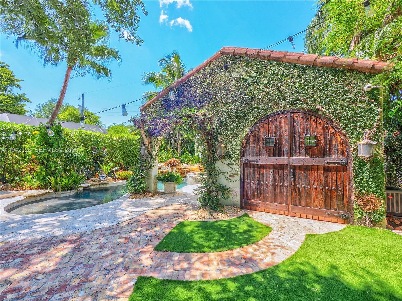1229 Sorolla Ave, Coral Gables FL 33134 — 11