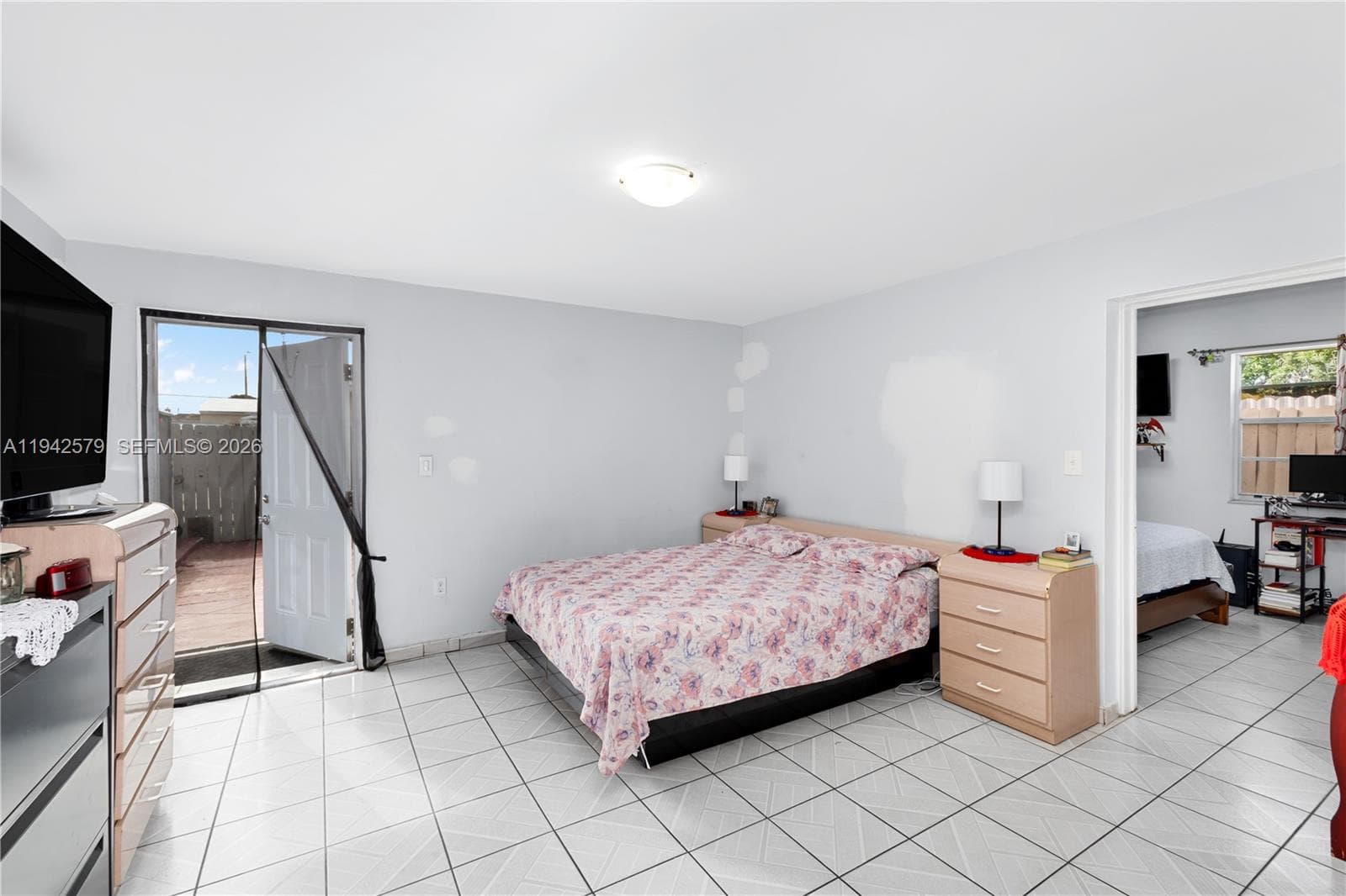 2818 SW 2nd St, Miami FL 33135 — 28