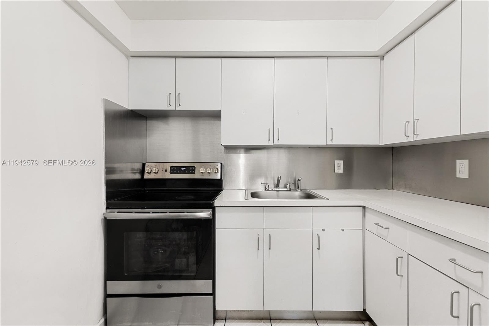 2818 SW 2nd St, Miami FL 33135 — 33