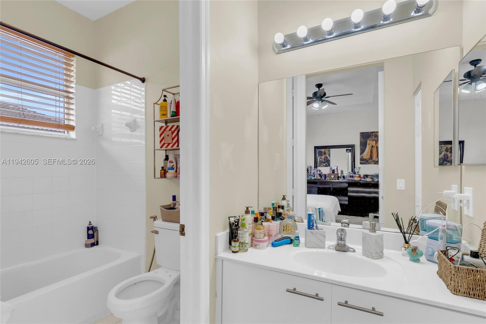 950 NE 42nd Pl, Homestead FL 33033 — 17