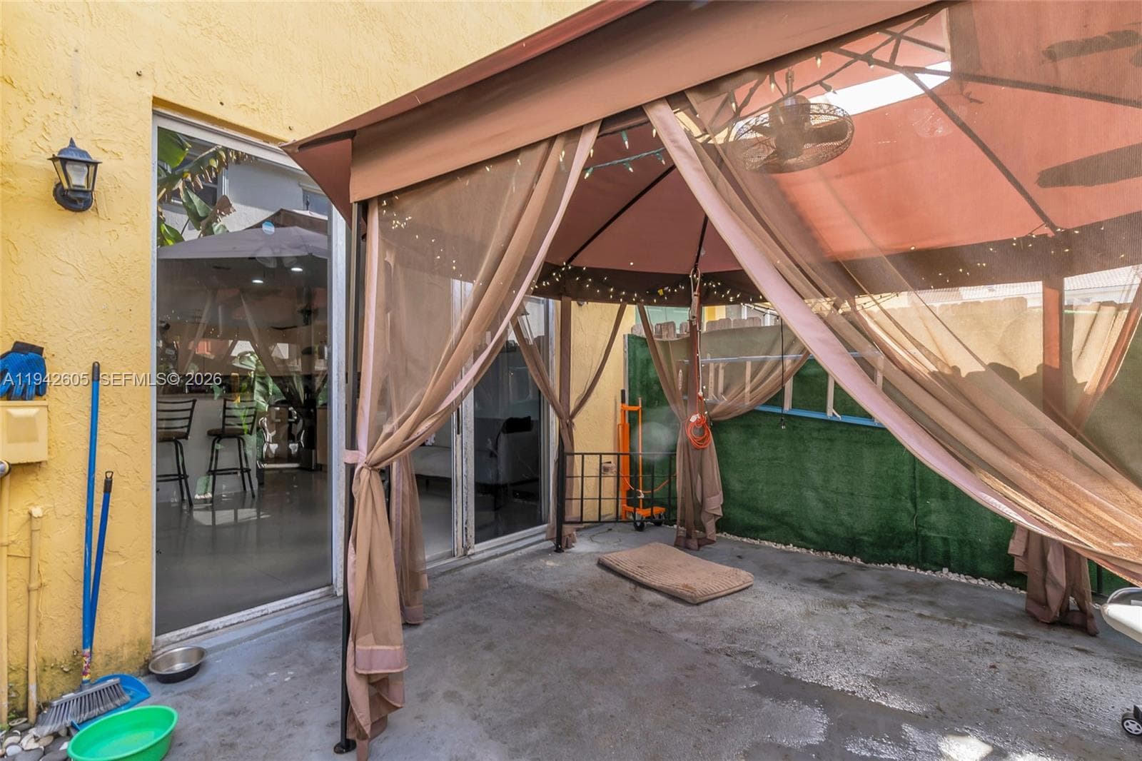 950 NE 42nd Pl, Homestead FL 33033 — 24