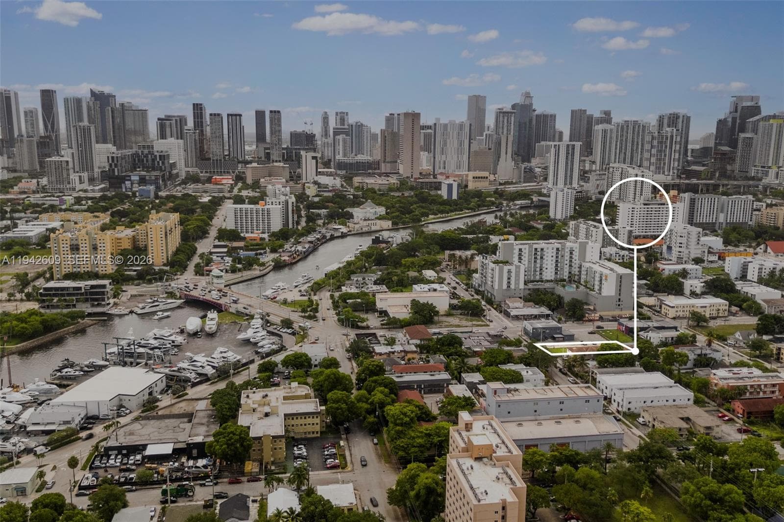 818 NW 3rd St, Miami FL 33128 — 1
