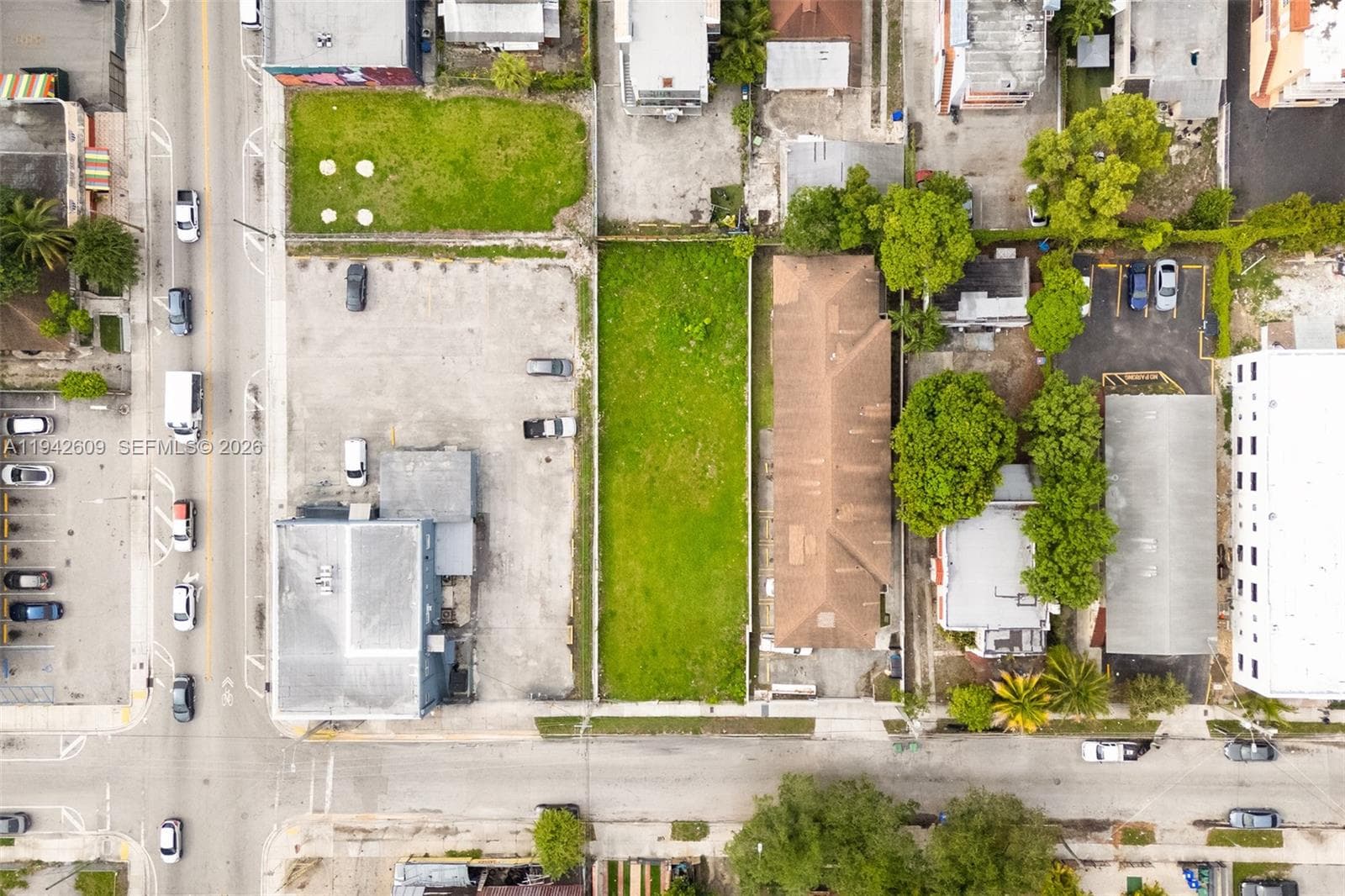 818 NW 3rd St, Miami FL 33128 — 9