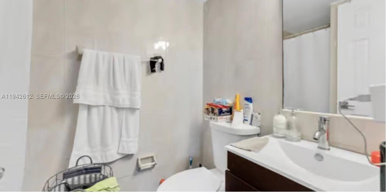 4841 NW 7th St # 4, Miami FL 33126 — 25