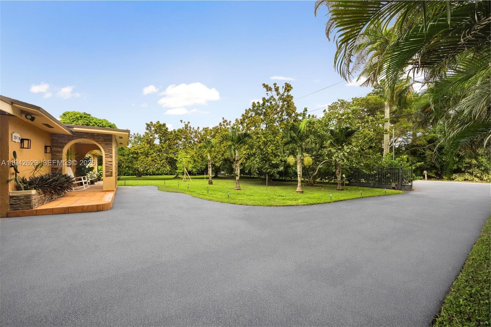 20450 SW 198th Ave, Miami FL 33187 — 6