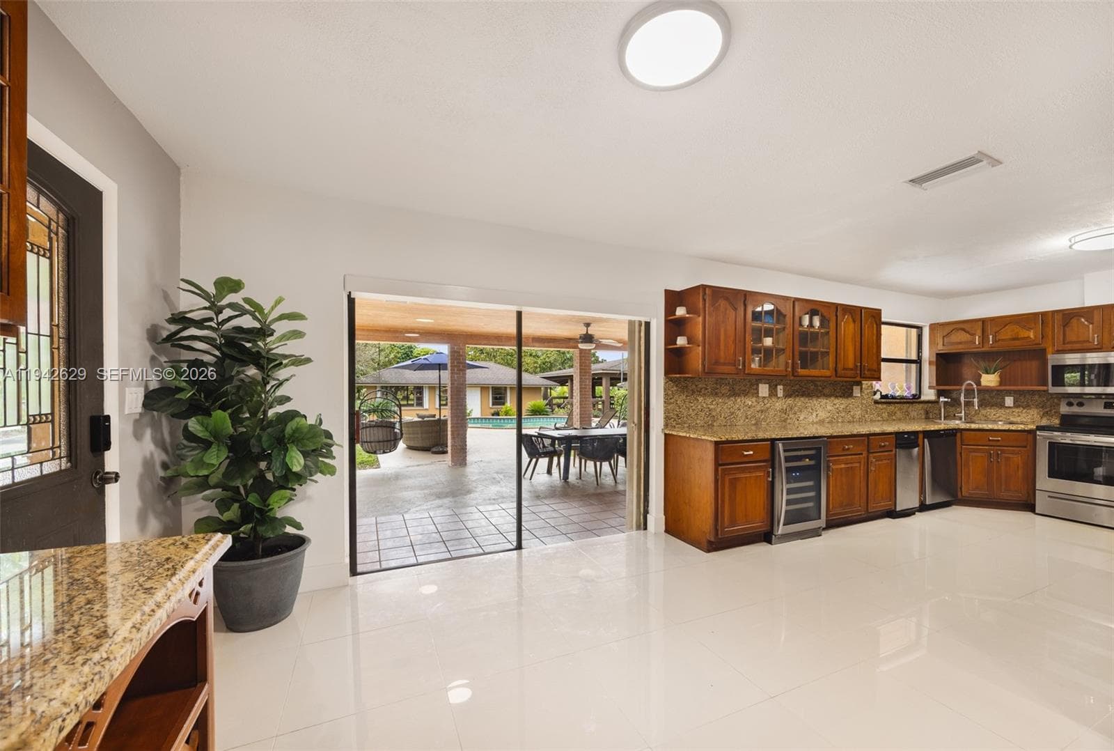 20450 SW 198th Ave, Miami FL 33187 — 17