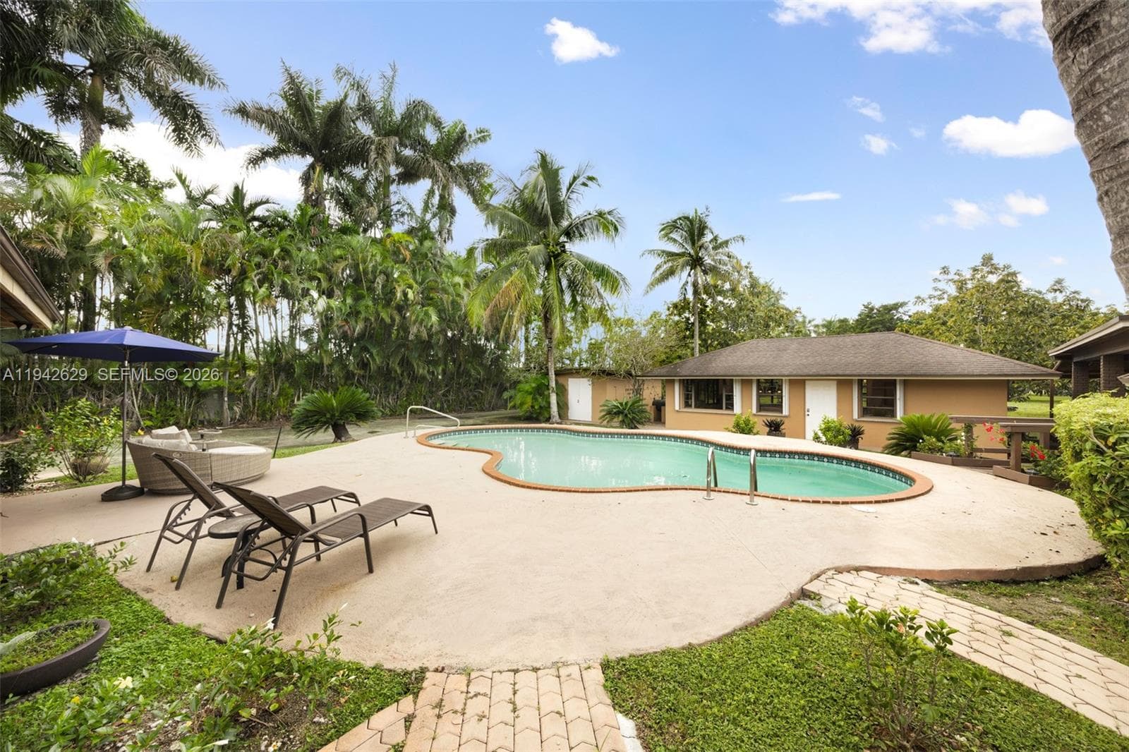 20450 SW 198th Ave, Miami FL 33187 — 32