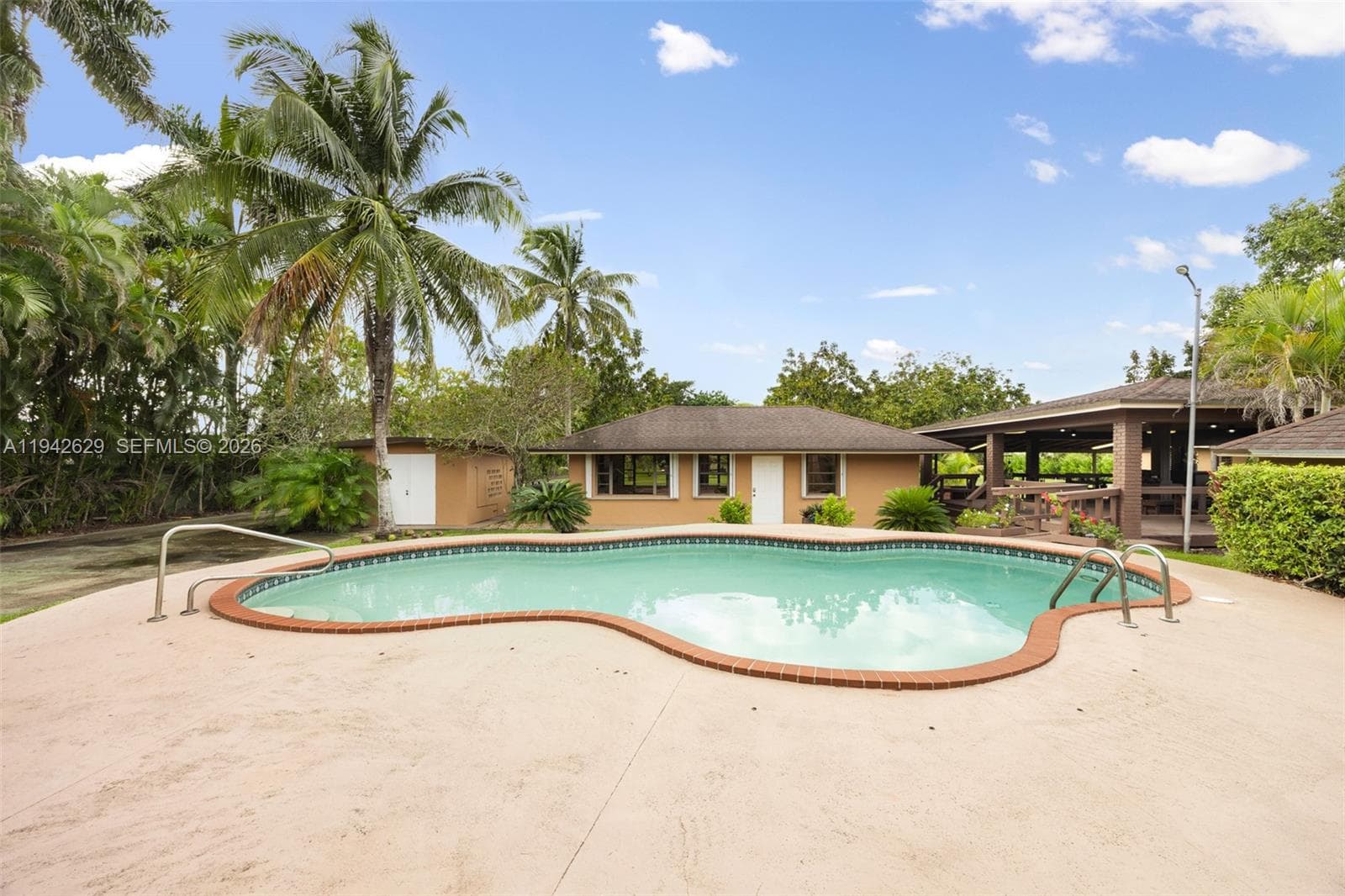 20450 SW 198th Ave, Miami FL 33187 — 33