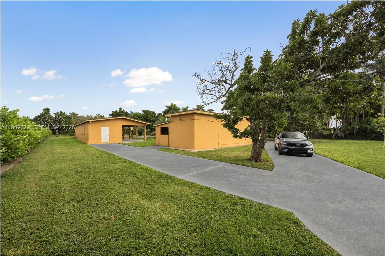20450 SW 198th Ave, Miami FL 33187 — 51