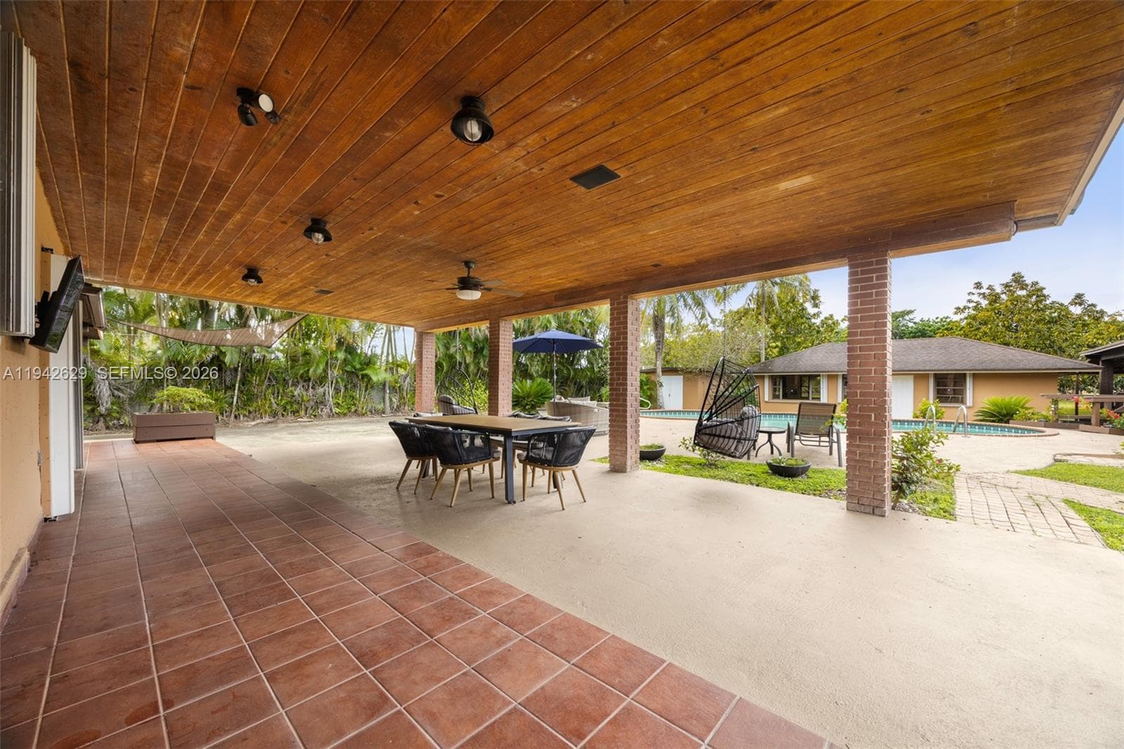 20450 SW 198th Ave, Miami FL 33187 — 31