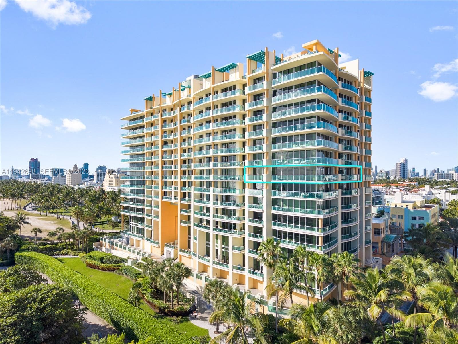 1455 Ocean Dr # 1009, Miami Beach FL 33139 — 12