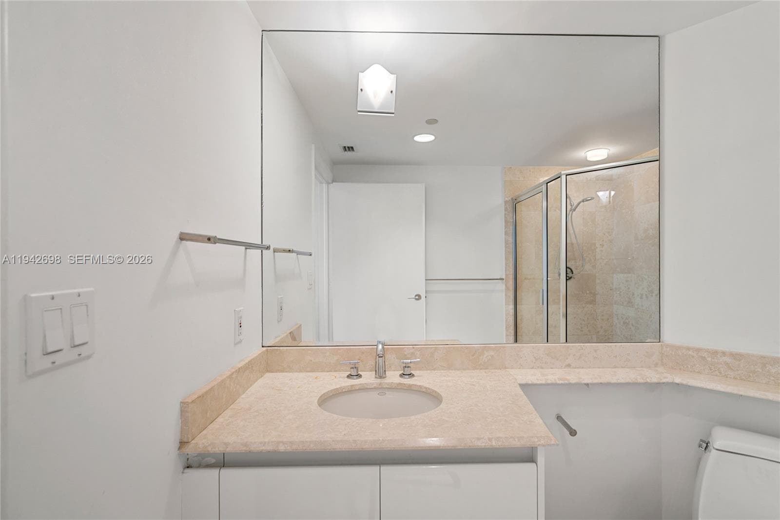 1455 Ocean Dr # 1009, Miami Beach FL 33139 — 53