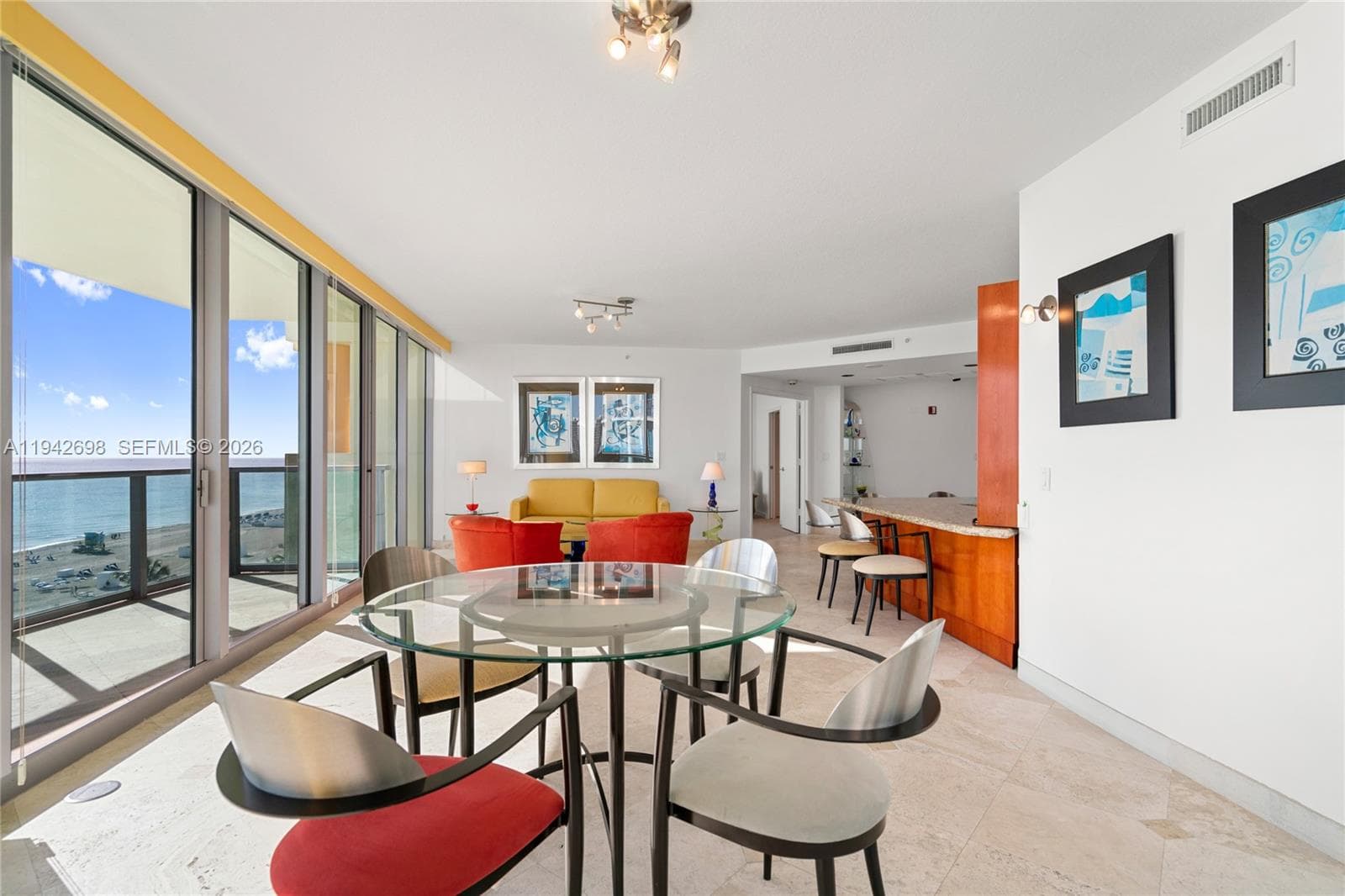 1455 Ocean Dr # 1009, Miami Beach FL 33139 — 36