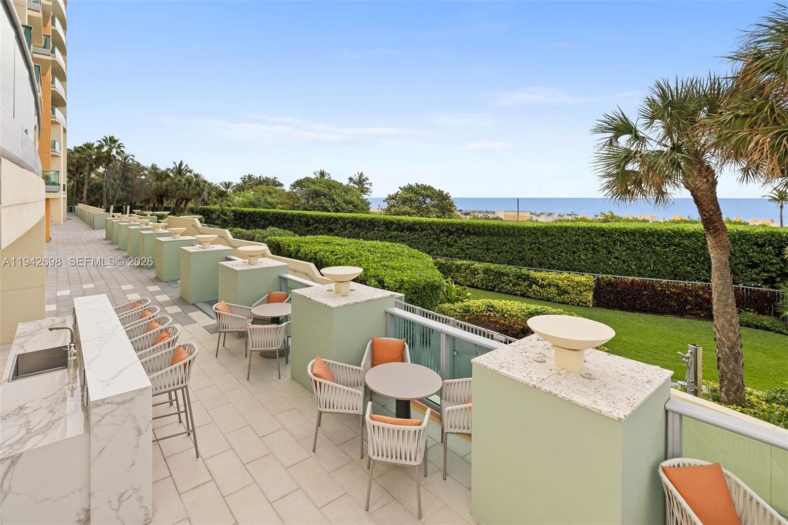 1455 Ocean Dr # 1009, Miami Beach FL 33139 — 88