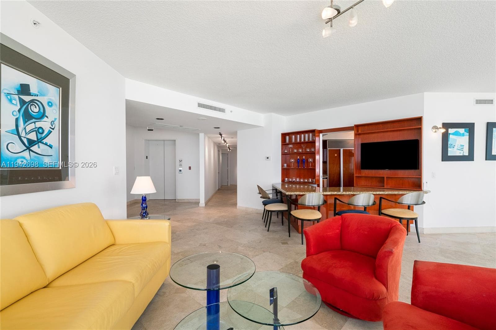 1455 Ocean Dr # 1009, Miami Beach FL 33139 — 71