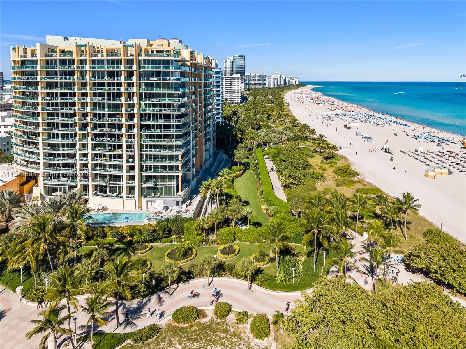 1455 Ocean Dr # 1009, Miami Beach FL 33139 — 5